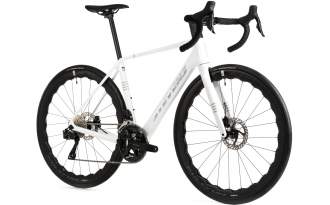 Bicicleta Stevens Xenith 105 Di2 2026