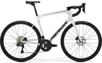 Bicicleta Merida Scultura Endurance 8000 2025