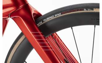 Bicicleta Conor Volcano Aero Ultegra Di2 2025 - rojo
