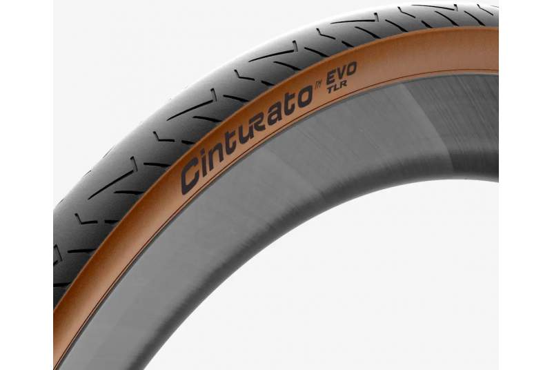 Cubierta Pirelli Cinturato™ Evo TLR marron