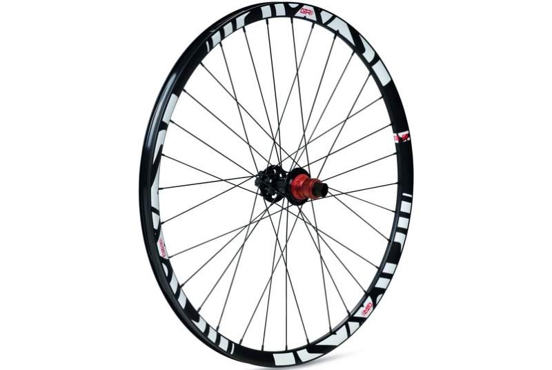 Rueda Gurpil GTR SL23 Boost 27,5" blanco 6T XD Ratchet