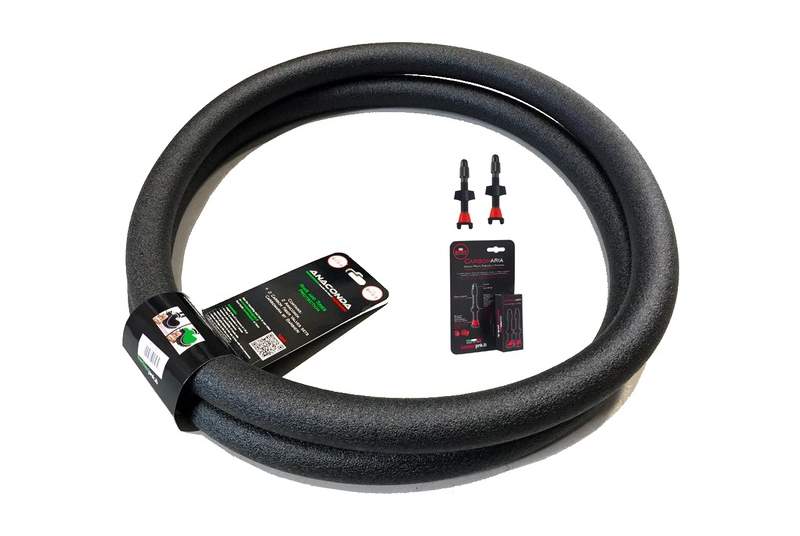 Juego mousse Barbieri "Anaconda" 27,5 Plus 2,8-3