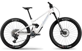 Bicicleta Lapierre Zesty CF 9.9 2025