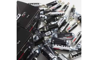 Cartucho CO2 25 G + Adaptador