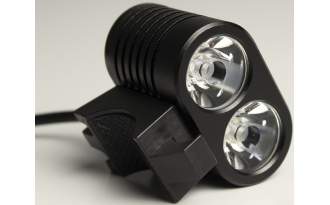 Luz Eltin delantera Explorer 1600